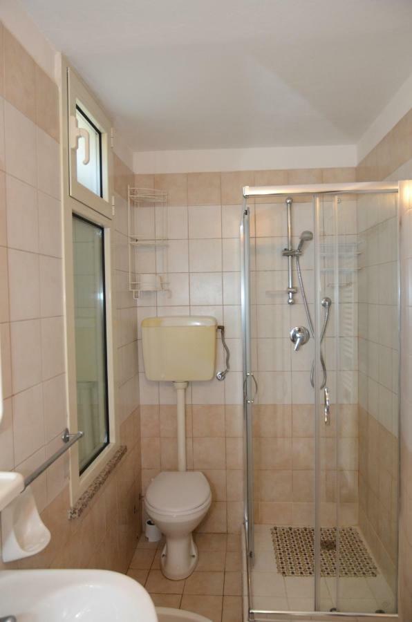 Residence Edera Римини Экстерьер фото