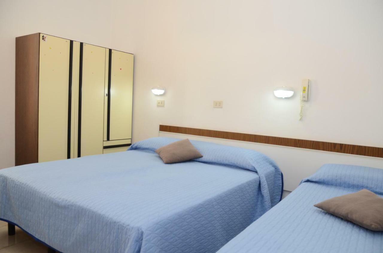 Residence Edera Римини Экстерьер фото