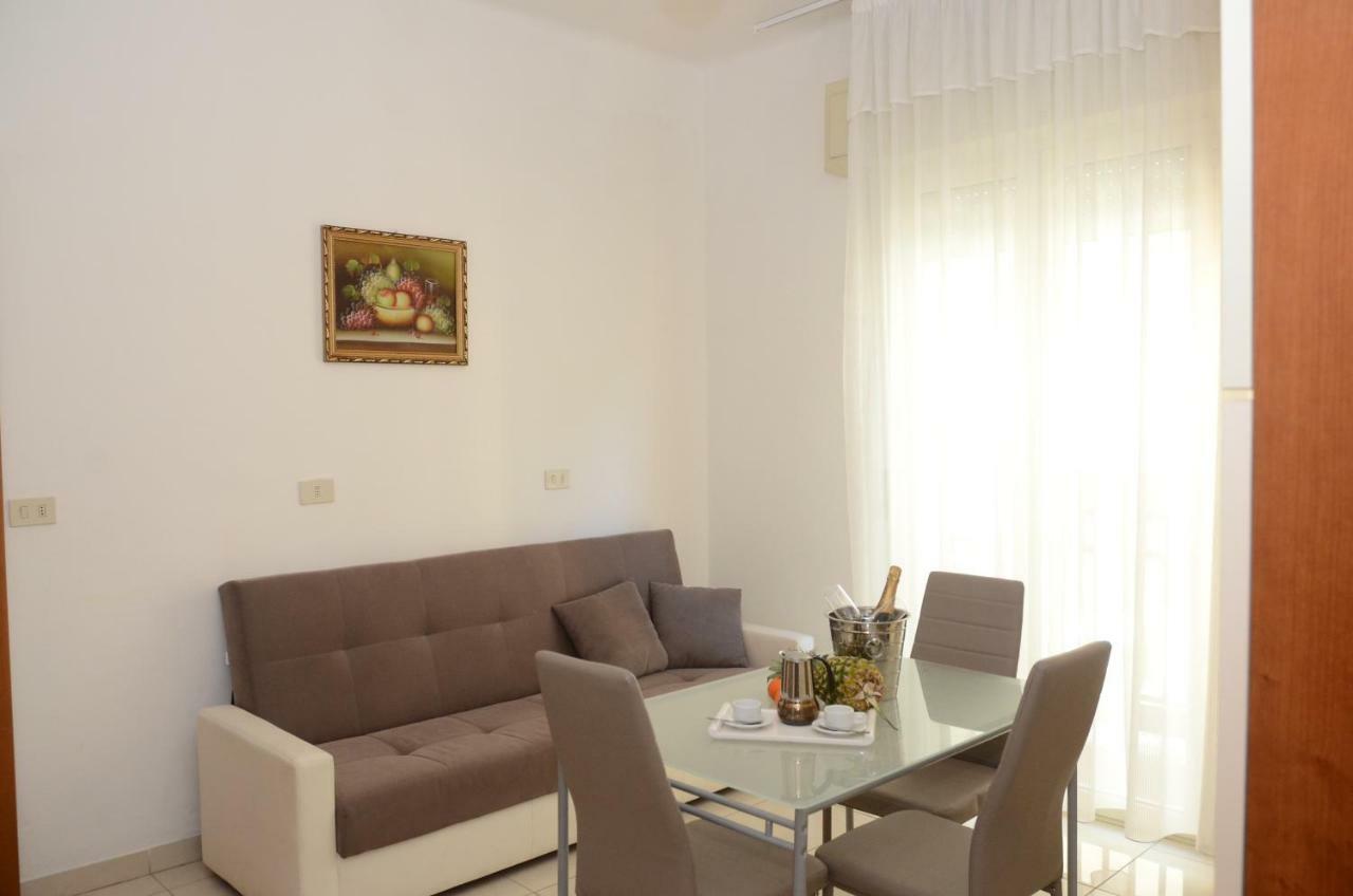 Residence Edera Римини Экстерьер фото