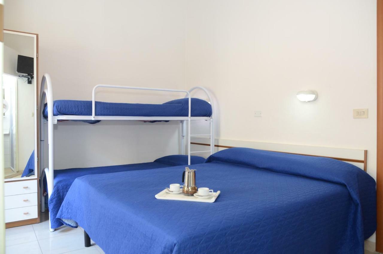 Residence Edera Римини Экстерьер фото