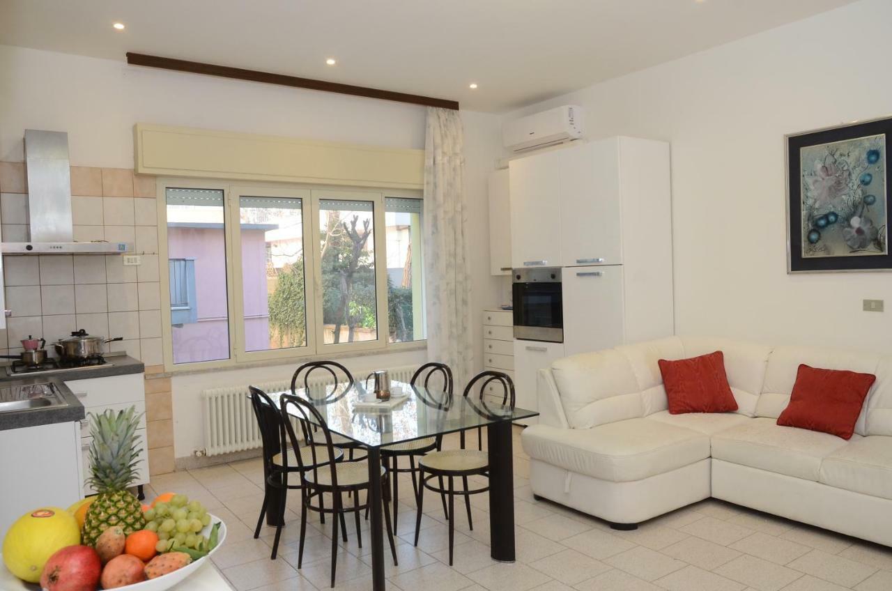 Residence Edera Римини Экстерьер фото